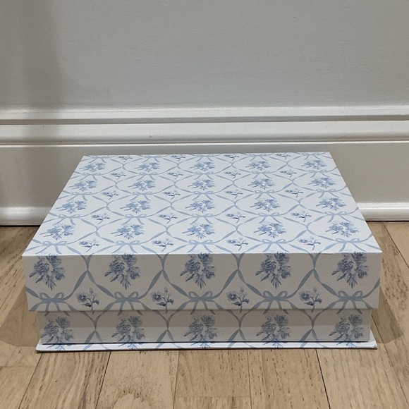 Floral Patterned Storage Box - Picture 1 of 1